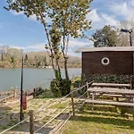 Oasis On The River 2
