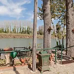 Oasis On The River 2 *